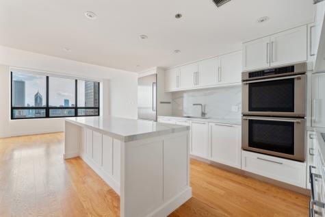180 East Pearson Street Chicago IL 60611
