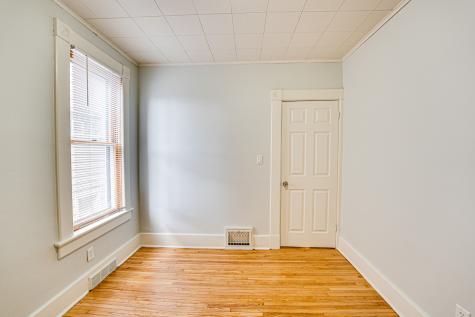 714 Sexton Street Aurora IL 60505