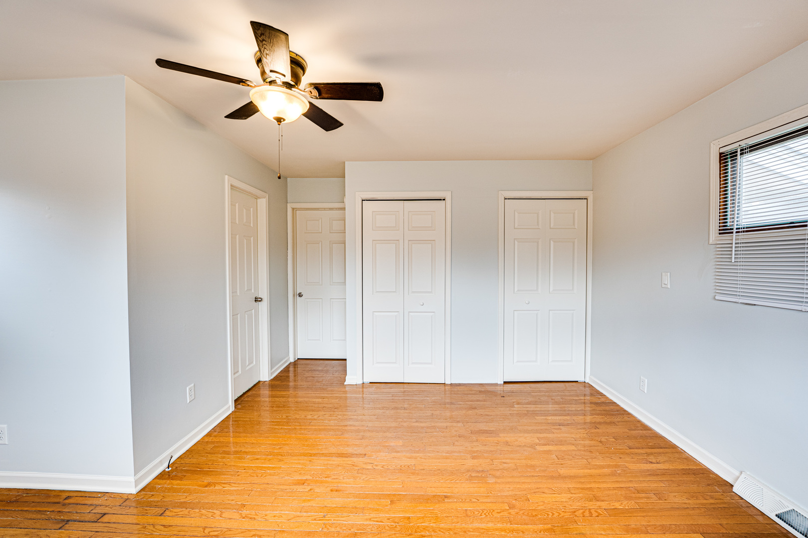 714 Sexton Street Aurora IL 60505