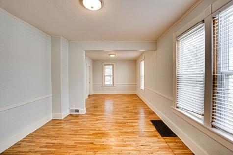 714 Sexton Street Aurora IL 60505