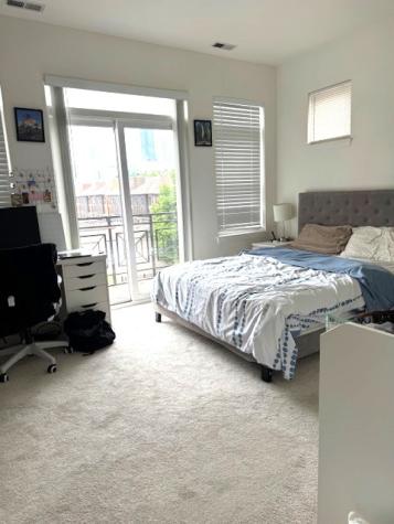 757 West 14th Place Chicago IL 60607