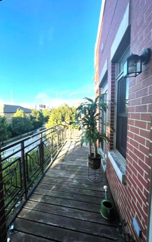 757 West 14th Place Chicago IL 60607
