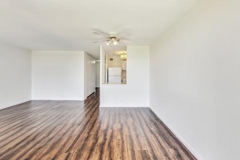4343 North Clarendon Avenue Chicago IL 60613