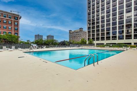 4343 North Clarendon Avenue Chicago IL 60613