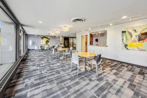 4343 North Clarendon Avenue Chicago IL 60613