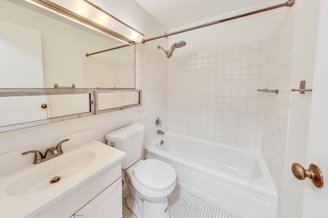 4343 North Clarendon Avenue Chicago IL 60613