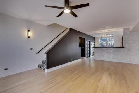 6951 North Western Avenue Chicago IL 60645
