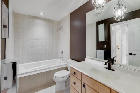 6951 North Western Avenue Chicago IL 60645