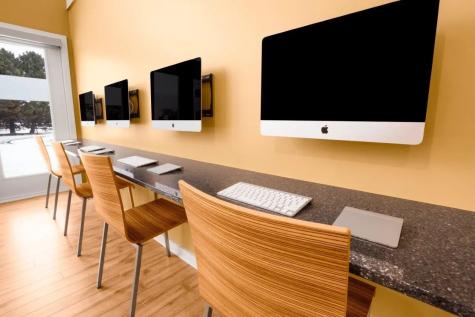 4319 Chesapeake Drive Aurora IL 60504