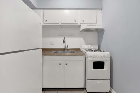 3161 North Cambridge Avenue Chicago IL 60657