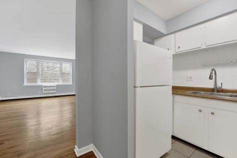 3161 North Cambridge Avenue Chicago IL 60657