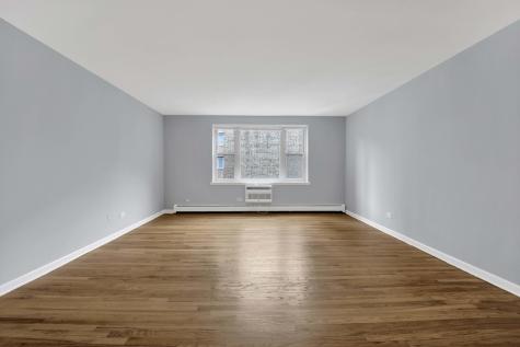 3161 North Cambridge Avenue Chicago IL 60657