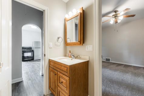 113 Elm Street Elgin IL 60123