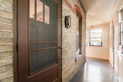 113 Elm Street Elgin IL 60123