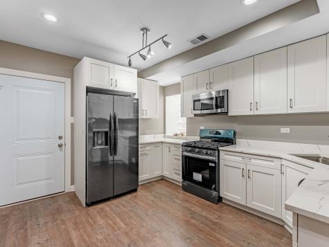 555 North Lawler Avenue Chicago IL 60644