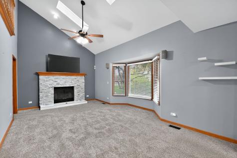 1163 Shoreline Drive Aurora IL 60504