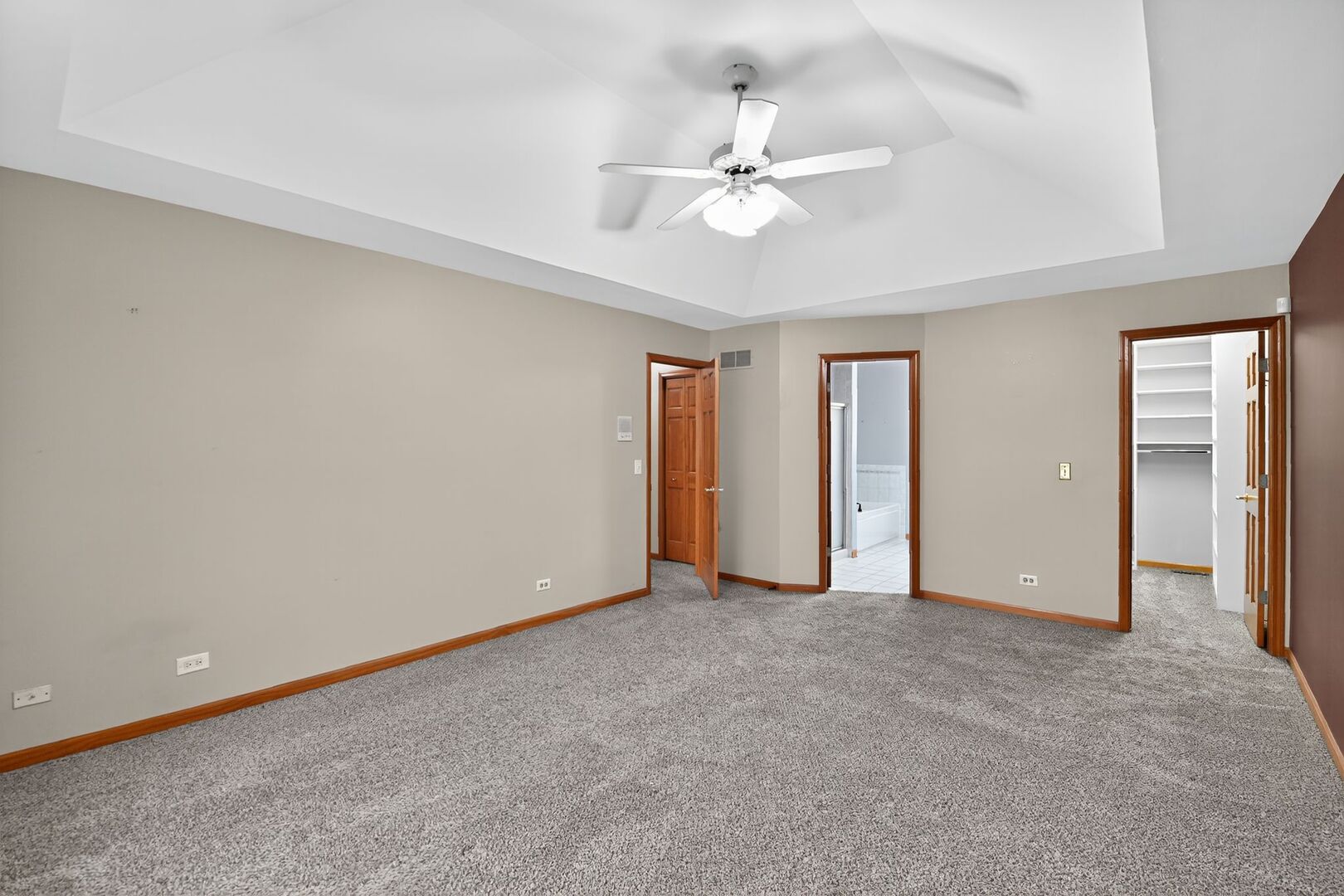 1163 Shoreline Drive Aurora IL 60504