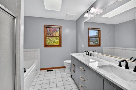 1163 Shoreline Drive Aurora IL 60504