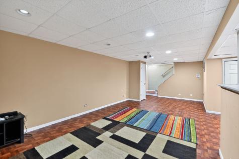 1163 Shoreline Drive Aurora IL 60504