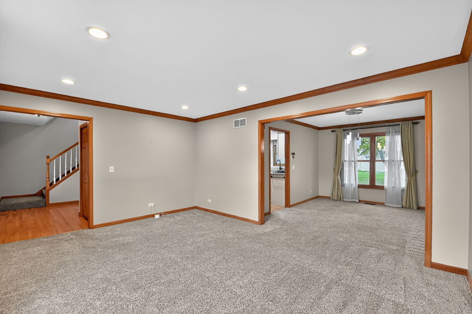 1163 Shoreline Drive Aurora IL 60504