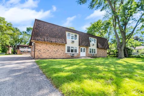 902 3RD Street Mchenry IL 60050