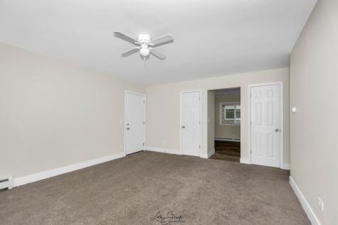 902 3RD Street Mchenry IL 60050
