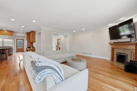 2181 2ND Street Northbrook IL 60062