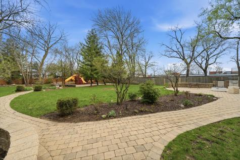 2181 2ND Street Northbrook IL 60062