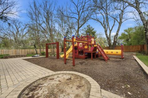 2181 2ND Street Northbrook IL 60062
