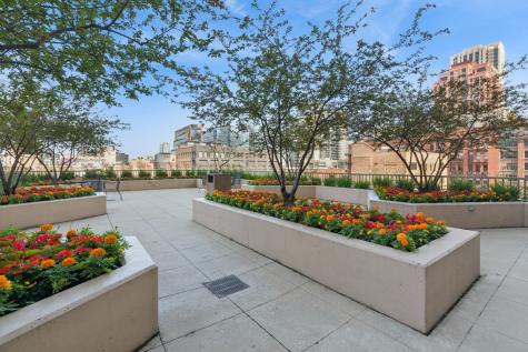 200 North Jefferson Street Chicago IL 60661