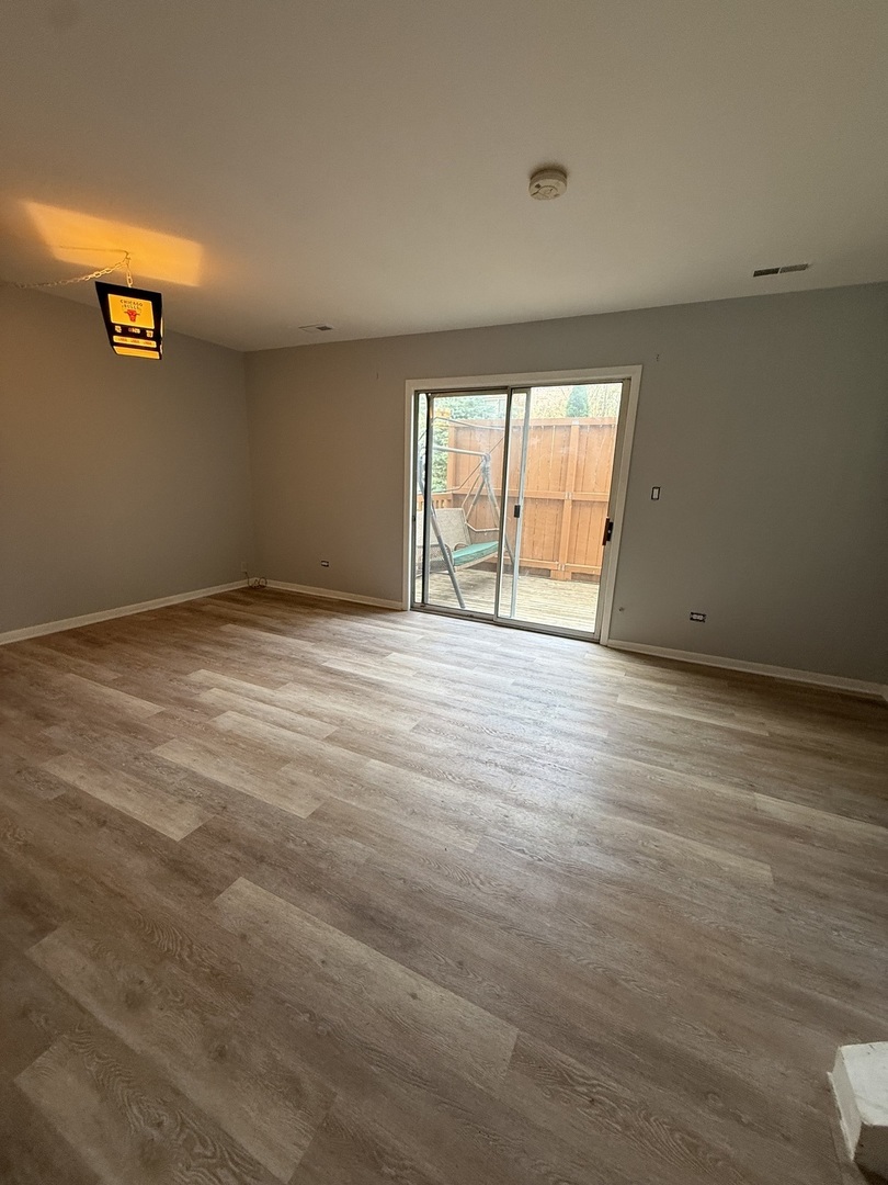 305 Elwood Court Westmont IL 60559