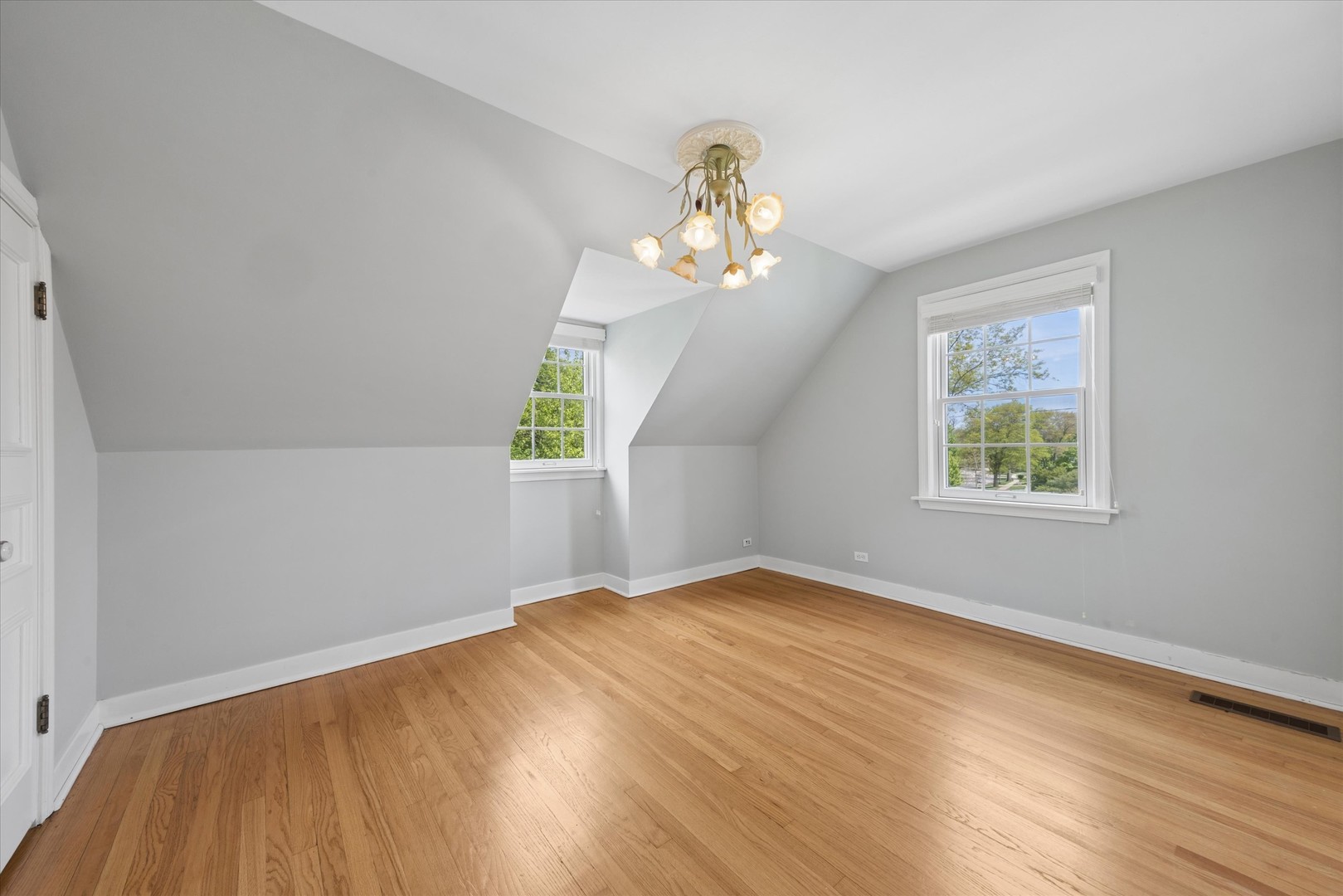 233 South Prospect Avenue Clarendon Hills IL 60514