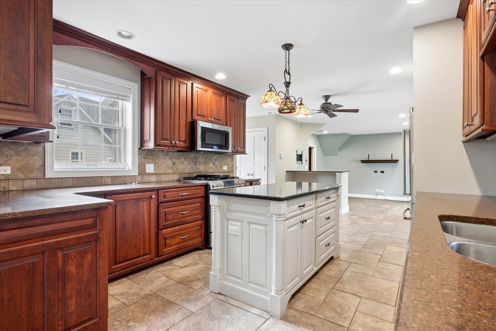 233 South Prospect Avenue Clarendon Hills IL 60514