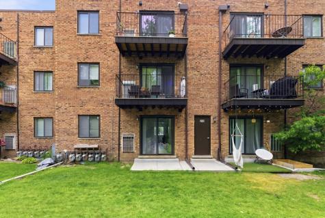 224 East Rimini Court Palatine IL 60067