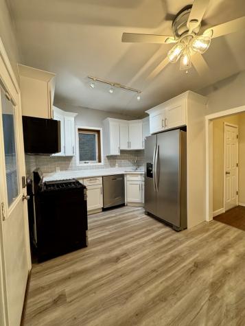 6143 South Major Avenue Chicago IL 60638