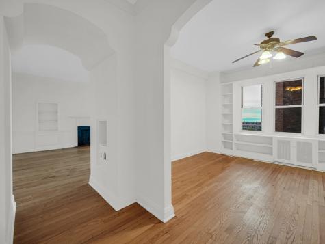 5000 South Cornell Avenue Chicago IL 60615