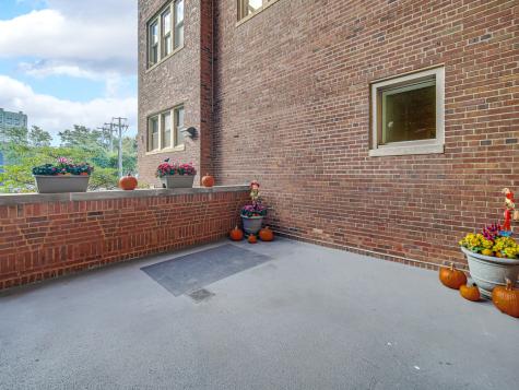 5000 South Cornell Avenue Chicago IL 60615