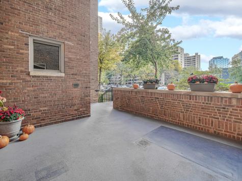 5000 South Cornell Avenue Chicago IL 60615