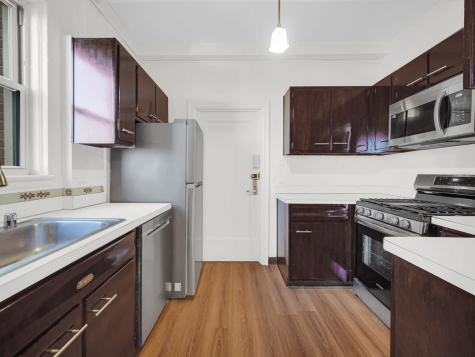 5000 South Cornell Avenue Chicago IL 60615