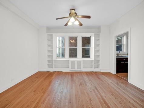 5000 South Cornell Avenue Chicago IL 60615