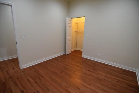 732 West Grace Street Chicago IL 60613