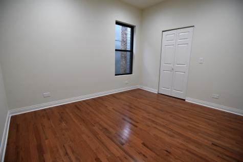 732 West Grace Street Chicago IL 60613