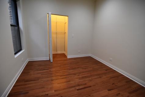 732 West Grace Street Chicago IL 60613