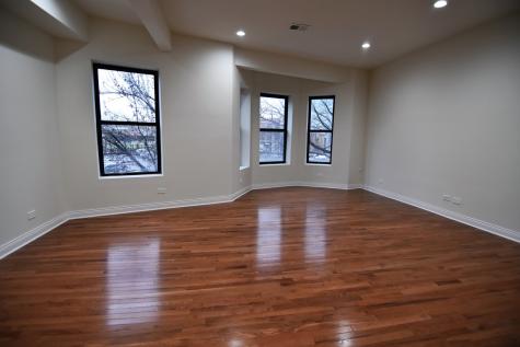 732 West Grace Street Chicago IL 60613
