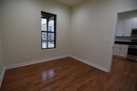 732 West Grace Street Chicago IL 60613
