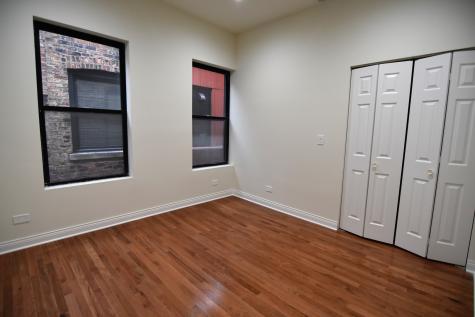 732 West Grace Street Chicago IL 60613