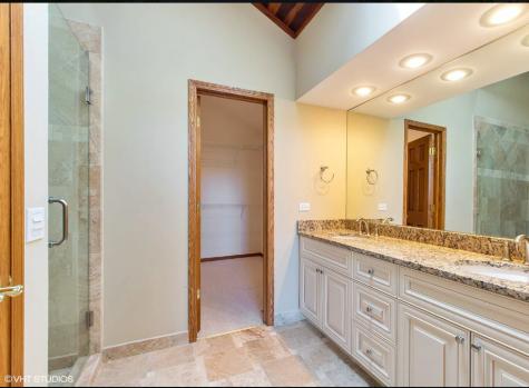1551 Edgewood Road Lake Forest IL 60045