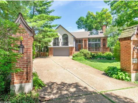 1551 Edgewood Road Lake Forest IL 60045