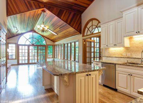 1551 Edgewood Road Lake Forest IL 60045