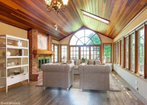 1551 Edgewood Road Lake Forest IL 60045